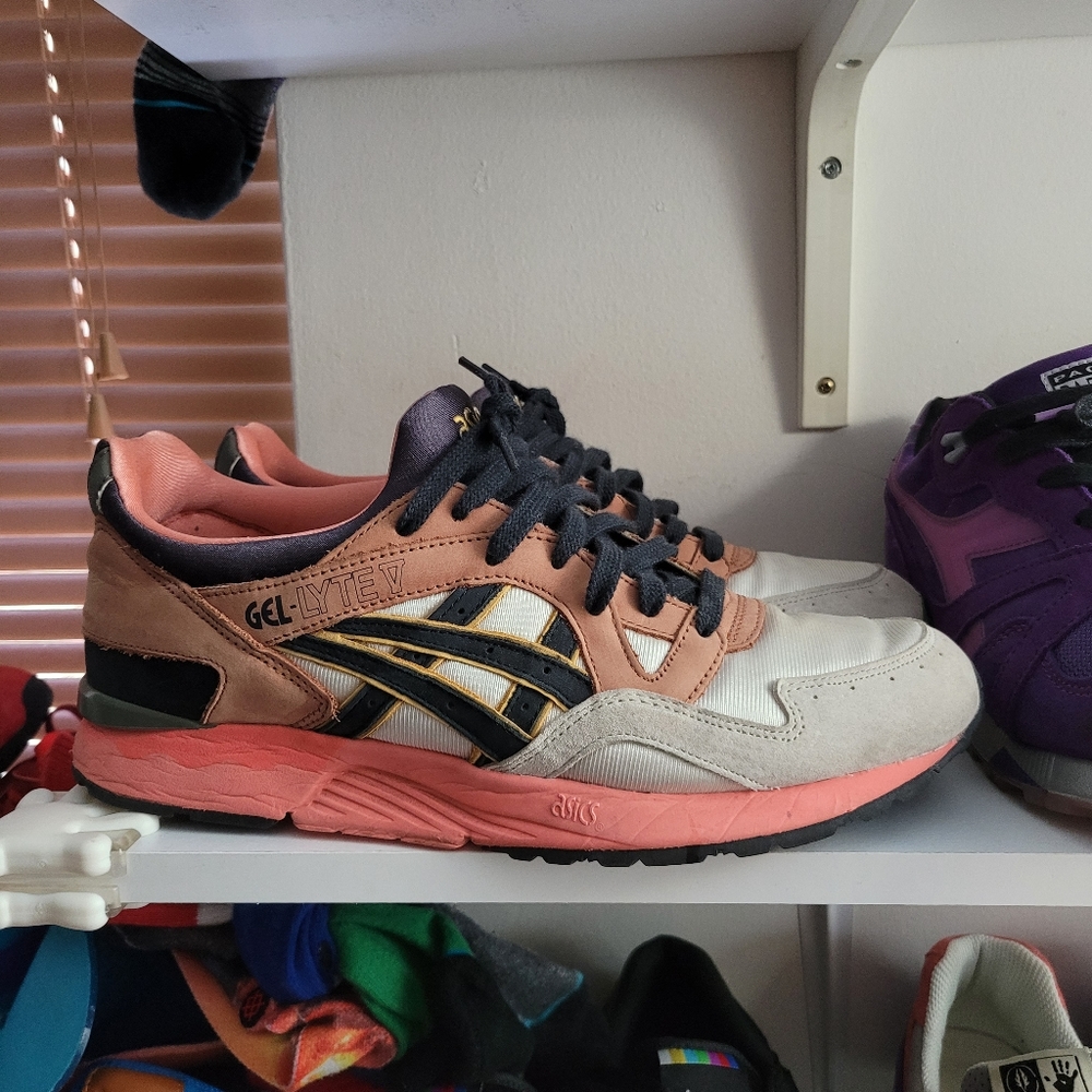 Asics Gel Lyte V "Midnight Bloom"Asics x UBIQ